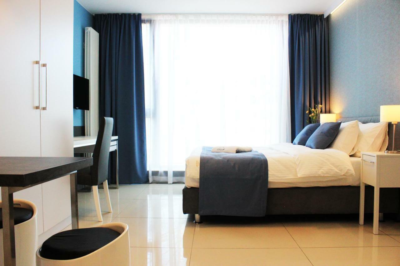 ורשה Jessapart - Ochota Apartments מראה חיצוני תמונה