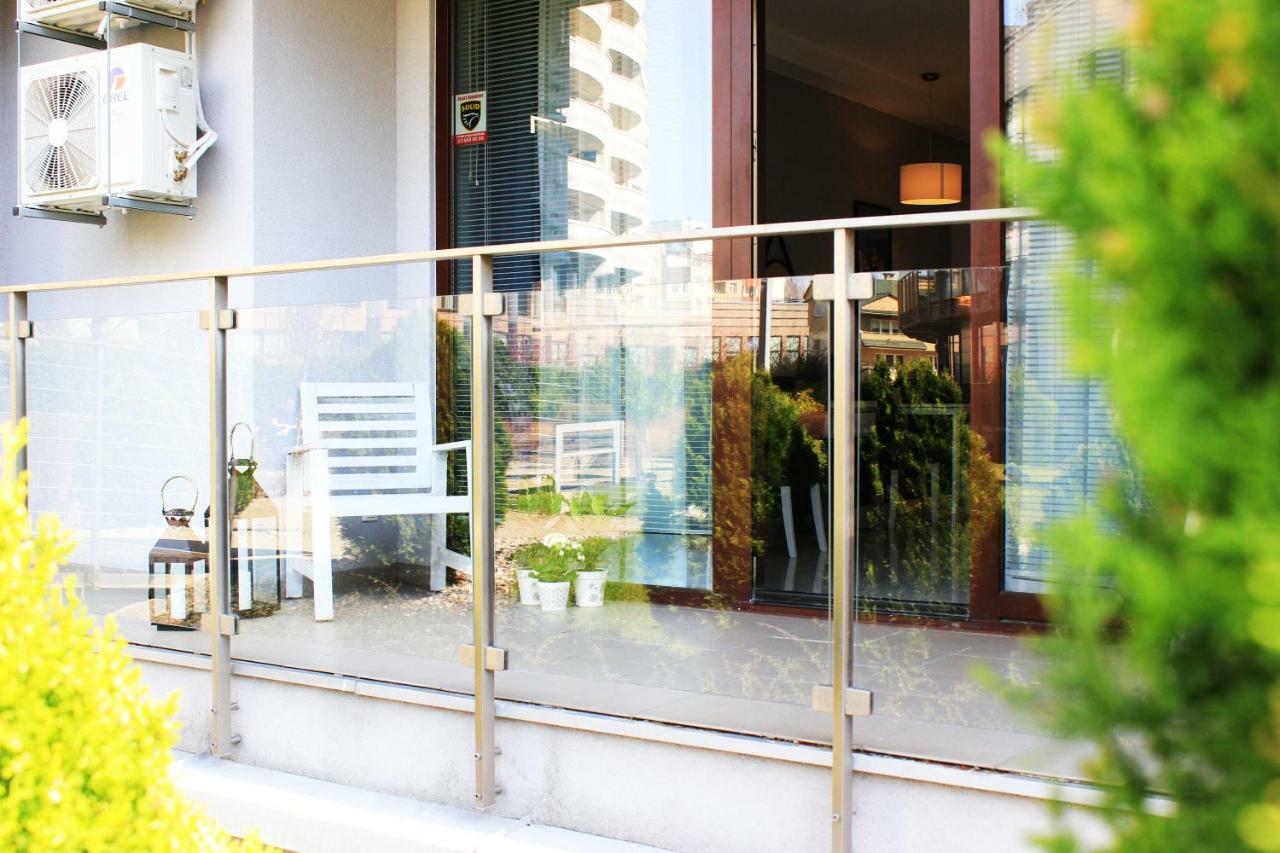 ורשה Jessapart - Ochota Apartments מראה חיצוני תמונה